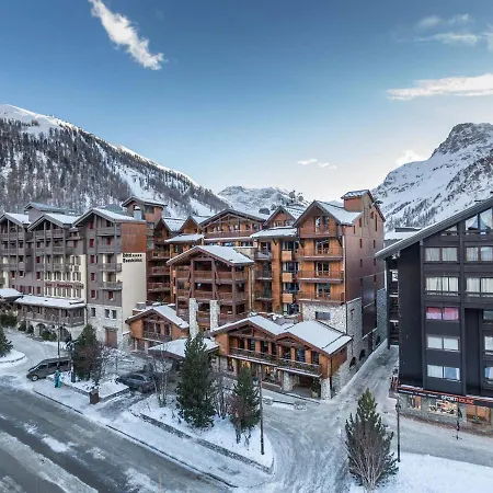 De Standing Au Centre De Val-d'isere, Balcon Sud Et Proche Pistes - Fr-1-694-46 Apartment *